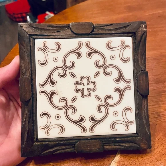 Vintage Wooden Wood Handmade Dal-Tile Hot Plate Footed Trivet ~ Mexico - Picture 2 of 4